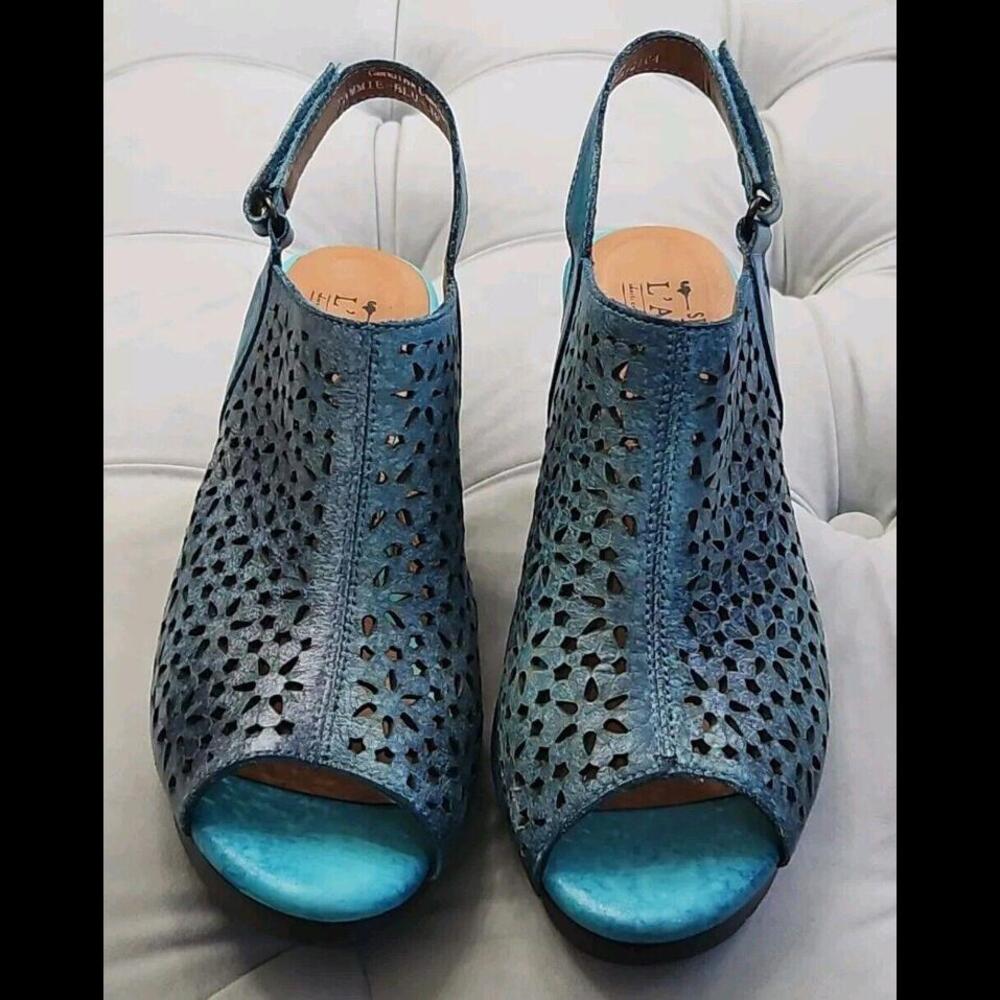 L'ARTISTE Tammie Blu Cutout Leather Slingback Heels Peep Toe Womens Shoes 39 8.5
